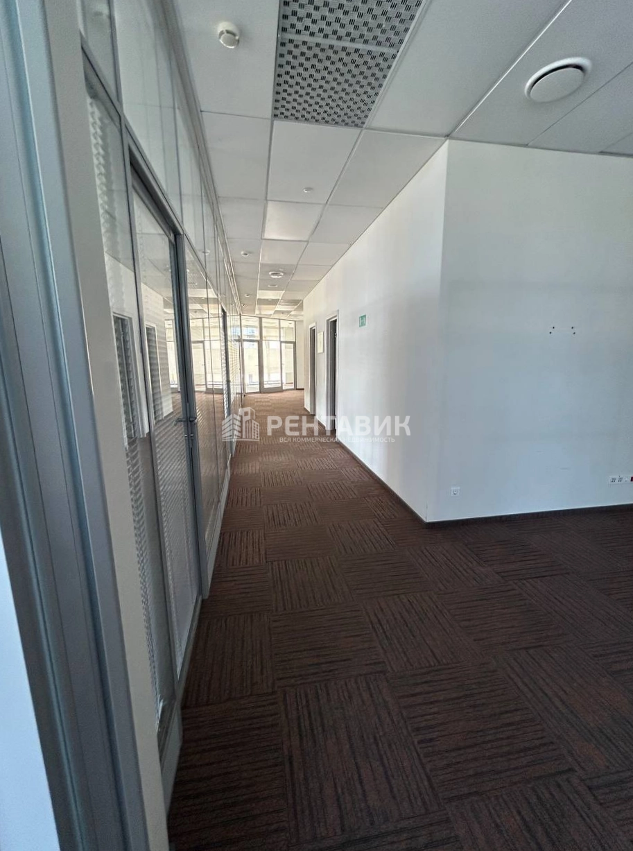 Офис Poklonka Place / Поклонка Плейс, Башня D площадью 720 квадратных метров