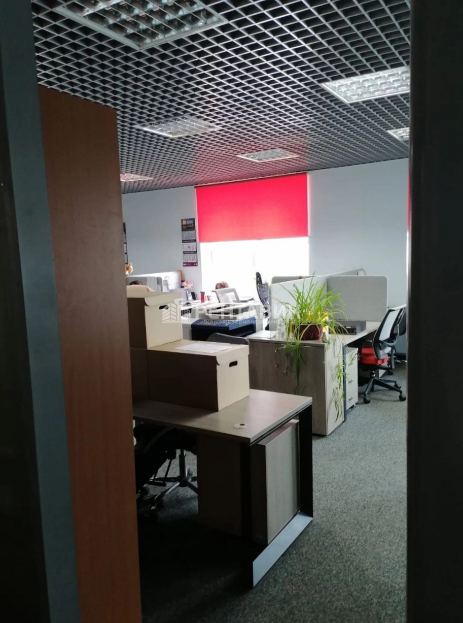 Офис Аэропорт площадью 1332.6 квадратных метров