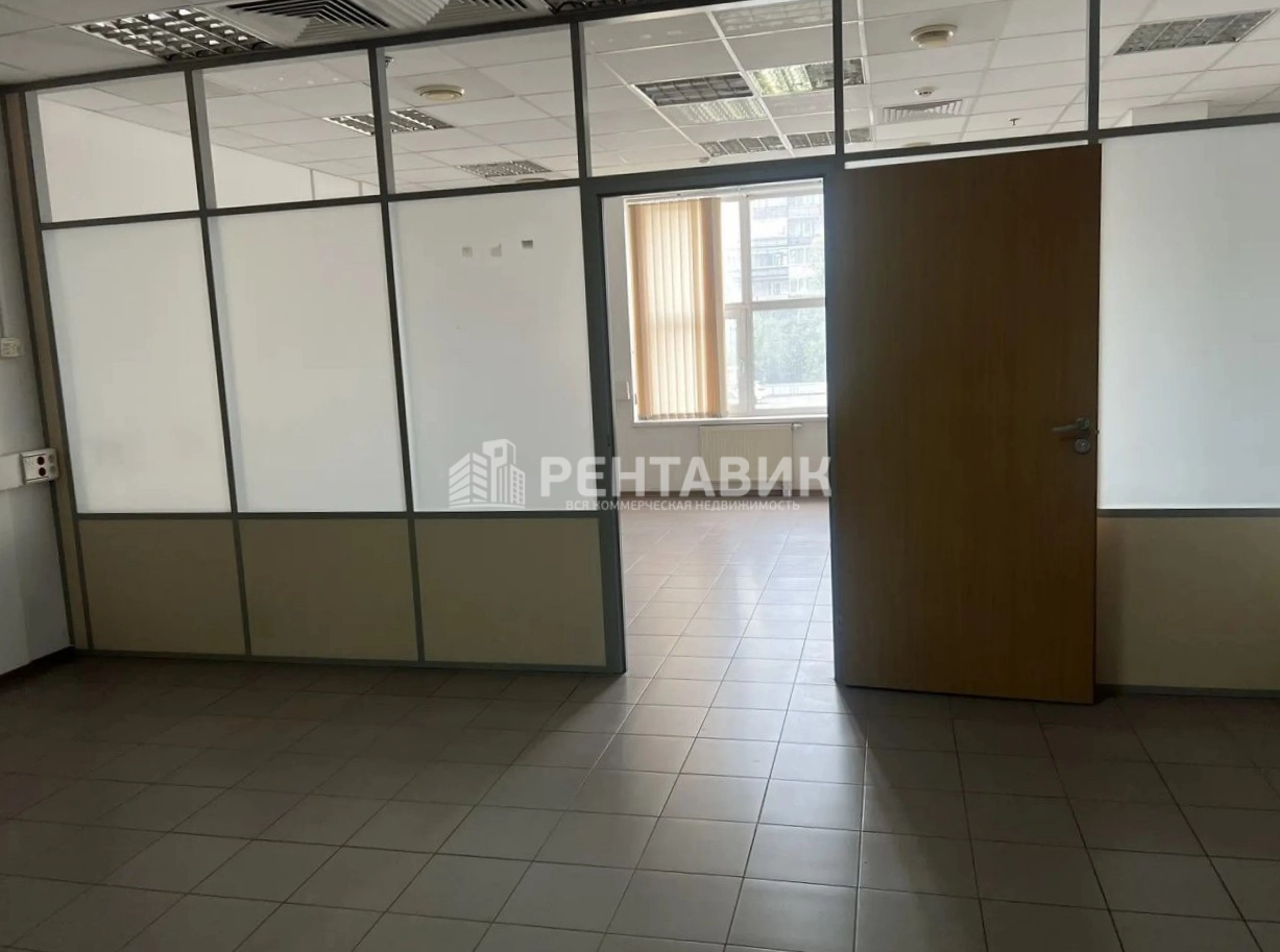 Офис Аэропорт площадью 1332.6 квадратных метров