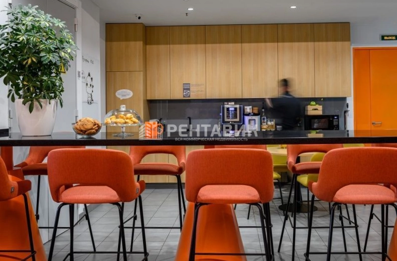 Офис Renaissance Hall площадью 65 квадратных метров