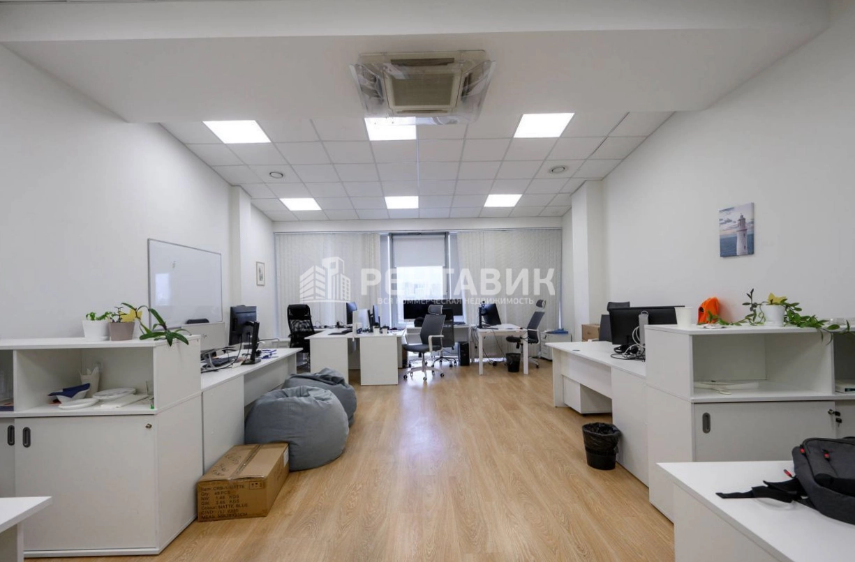 Офис Варшавская плаза площадью 2907.6 квадратных метров
