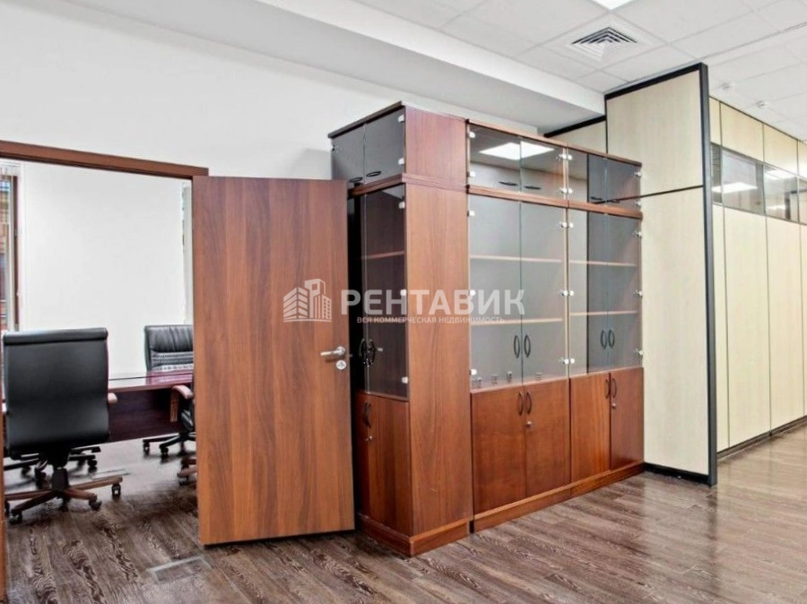 Офис Сенатор на Чайковского, 1 площадью 339 квадратных метров