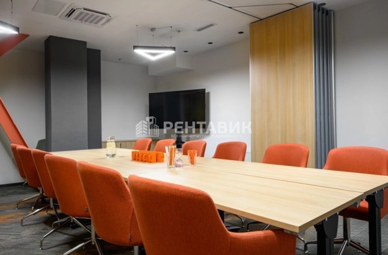 Офис Renaissance Hall площадью 65 квадратных метров