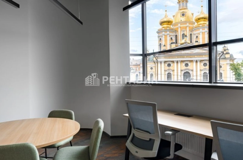 Офис Renaissance Hall площадью 440 квадратных метров