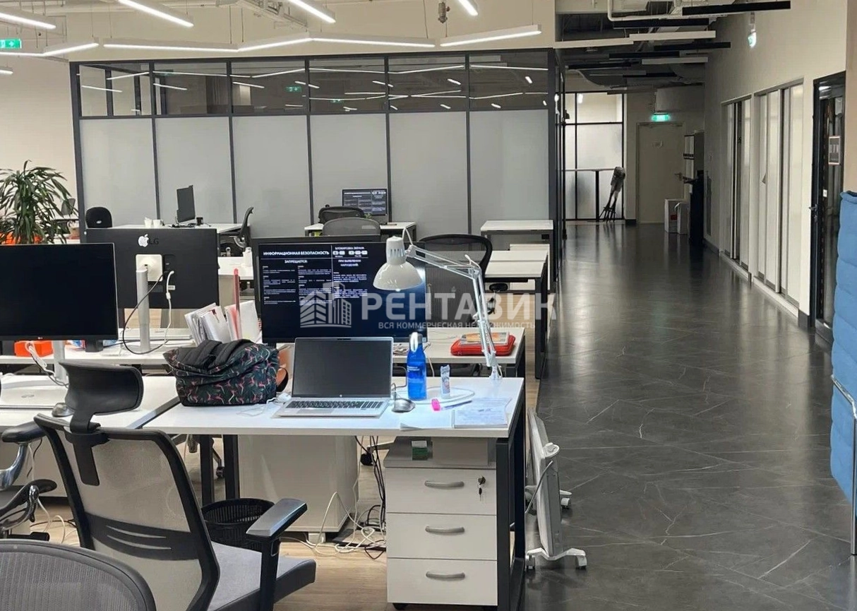 Офис Романов двор 2 площадью 1847 квадратных метров