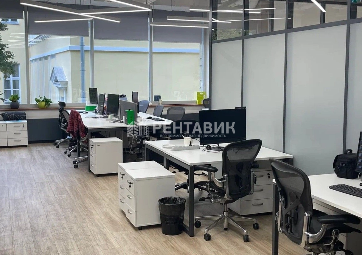 Офис Романов двор 2 площадью 1847 квадратных метров