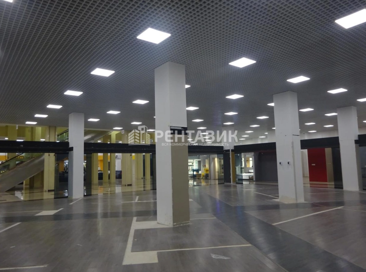 Торговая площадь Богатырь площадью 854 квадратных метров