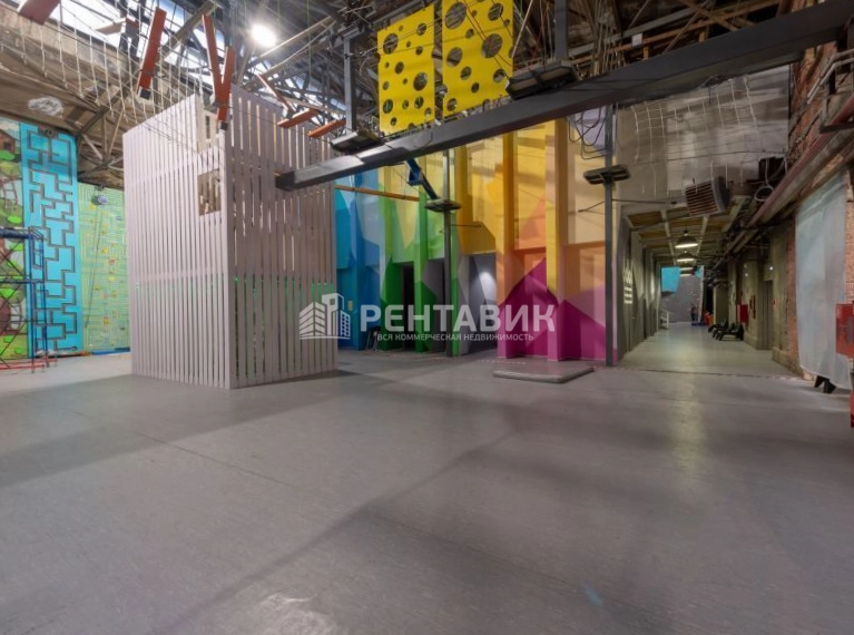 Торговая площадь Арсенал, Комсомола 2 площадью 600.2 квадратных метров