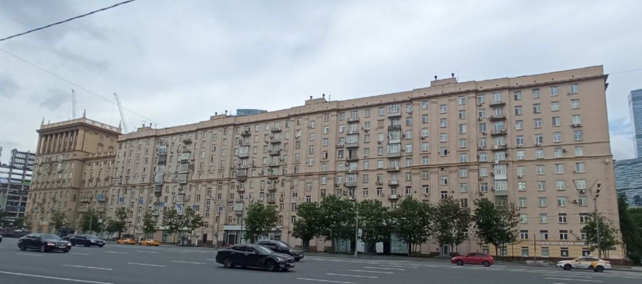 фасад дома, здание по адресу г Москва, Кутузовский пр-кт, д 30