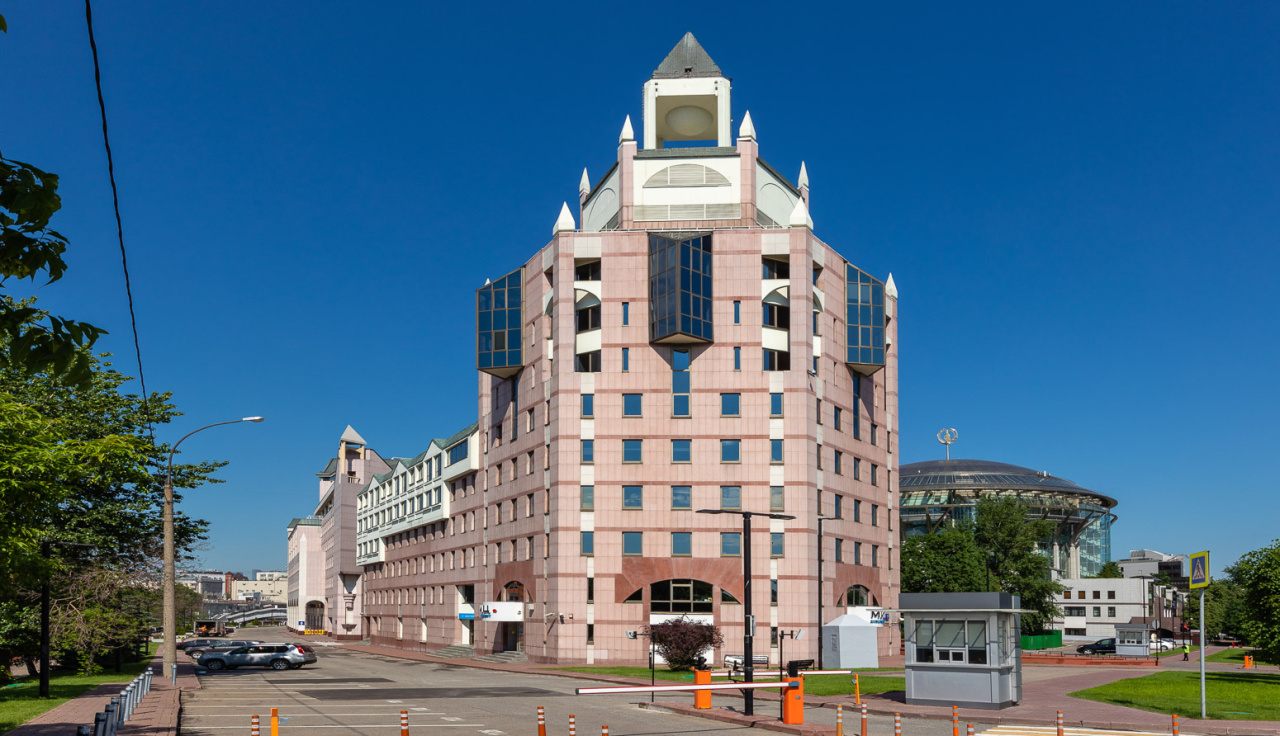 фасад дома, здание по адресу г Москва, Космодамианская наб, д 52 стр 1