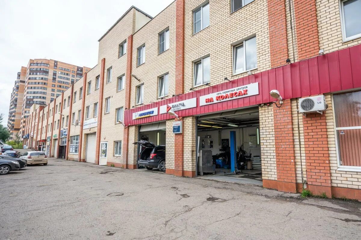 фасад дома, здание по адресу г Москва, пр-кт Вернадского, д 12Д