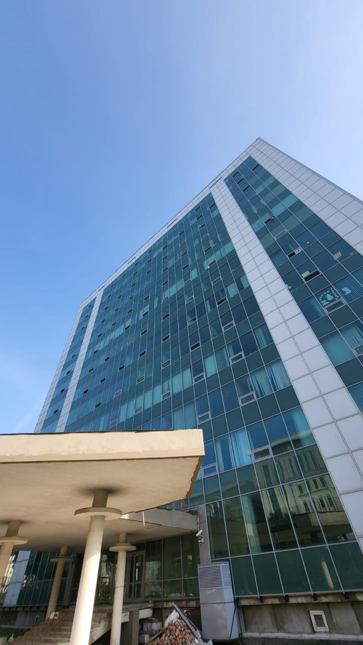 фасад дома, здание по адресу г Санкт-Петербург, ул Бассейная, д 21
