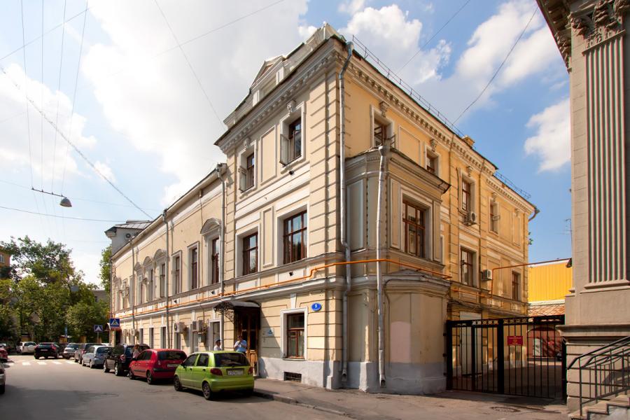 фасад дома, здание по адресу г Москва, Малый Кисловский пер, д 9 стр 1 