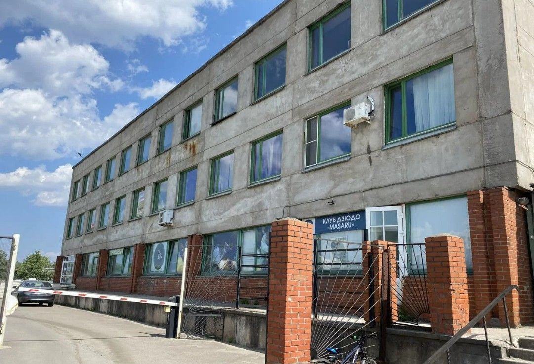 фасад дома, здание по адресу г Санкт-Петербург, Петергофское шоссе, д 74 к 2 литера Д