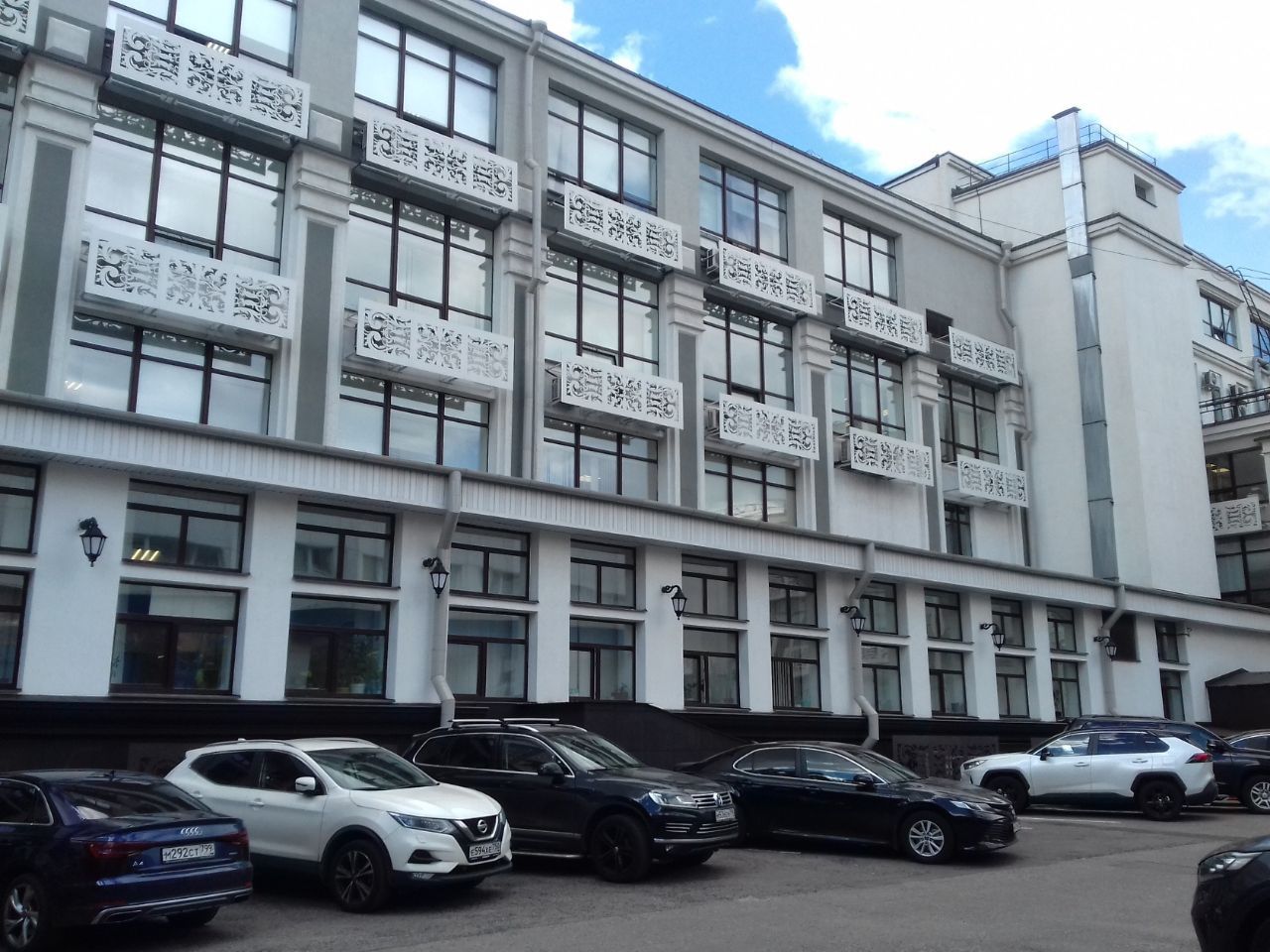 фасад дома, здание по адресу г Москва, Переведеновский пер, д 13 стр 16