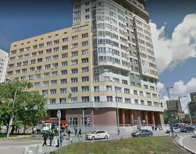 фасад дома, здание по адресу г Москва, ул Ярцевская, д 27 к 1