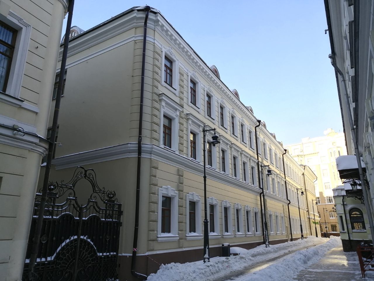 фасад дома, здание по адресу г Москва, ул Неглинная, д 14 стр 1А