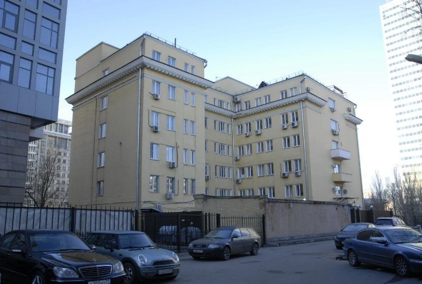 фасад дома, здание по адресу г Москва, ул Новый Арбат, д 34 стр 1