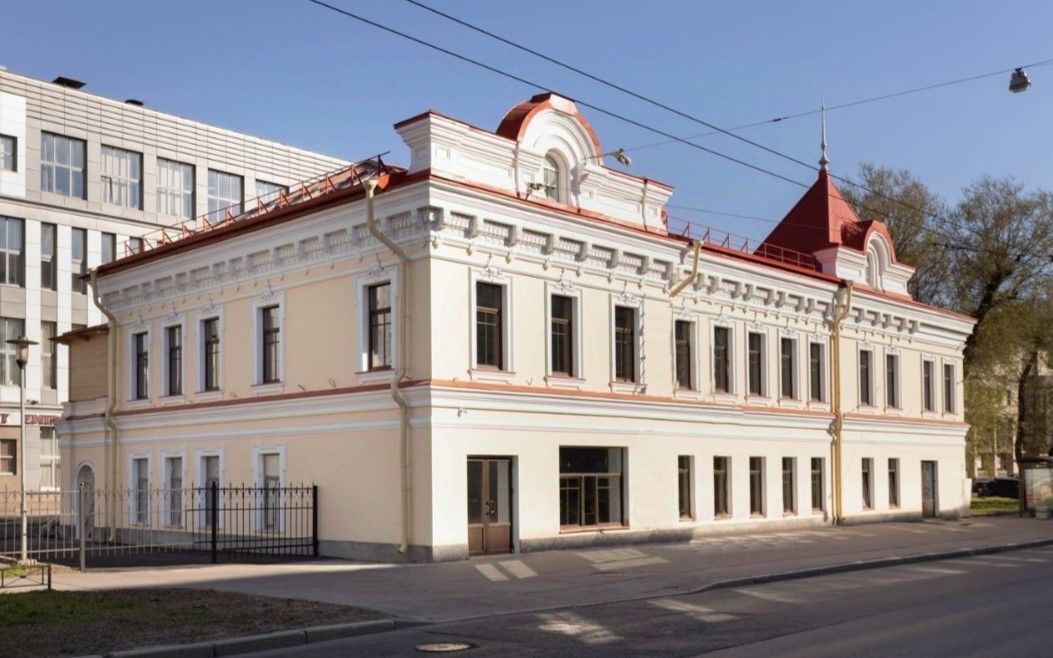 фасад дома, здание по адресу г Санкт-Петербург, пр-кт Стачек, д 48