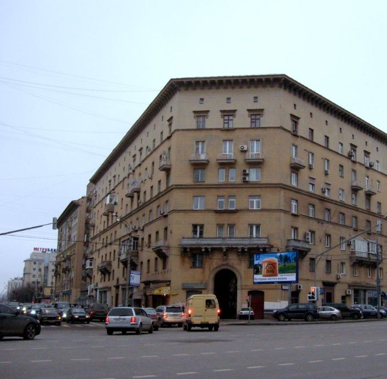 фасад дома, здание по адресу г Москва, ул Большая Дорогомиловская, д 1