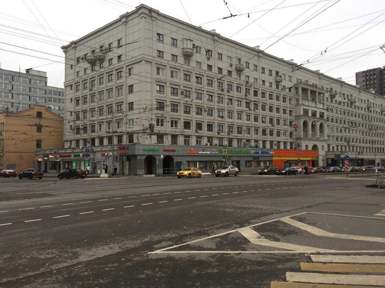 фасад дома, здание по адресу г Москва, ул Краснопрудная, д 22-24