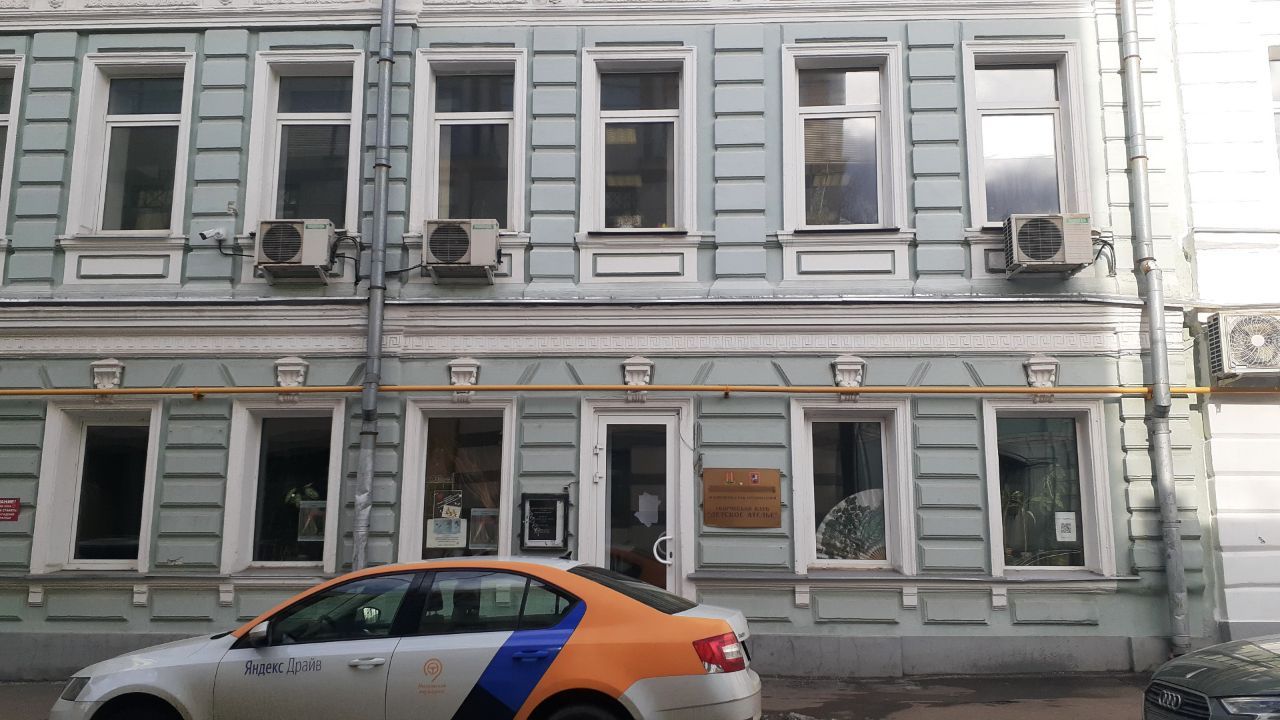 фасад дома, здание по адресу г Москва, Малый Каретный пер, д 7 стр 1 
