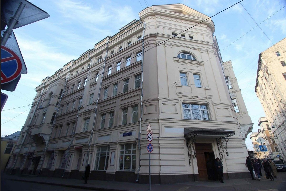 фасад дома, здание по адресу г Москва, Милютинский пер, д 13 стр 1 