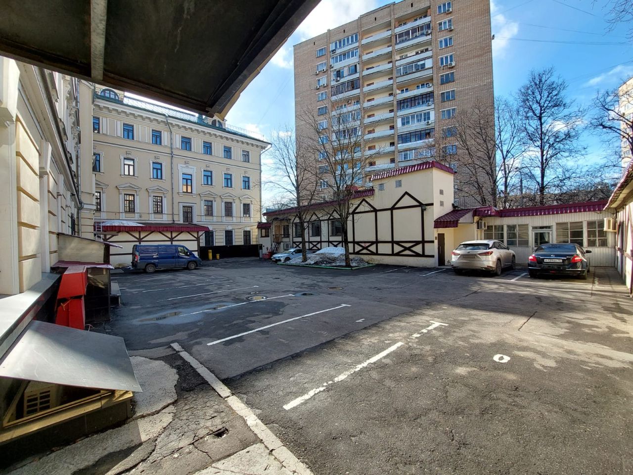 фасад дома, здание по адресу г Москва, ул Большая Грузинская, д 12 стр 3