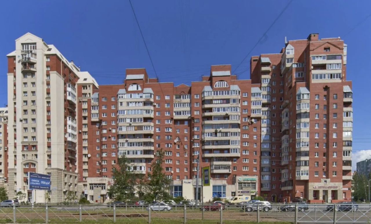 фасад дома, здание по адресу г Санкт-Петербург, ул Савушкина, д 133 к 1