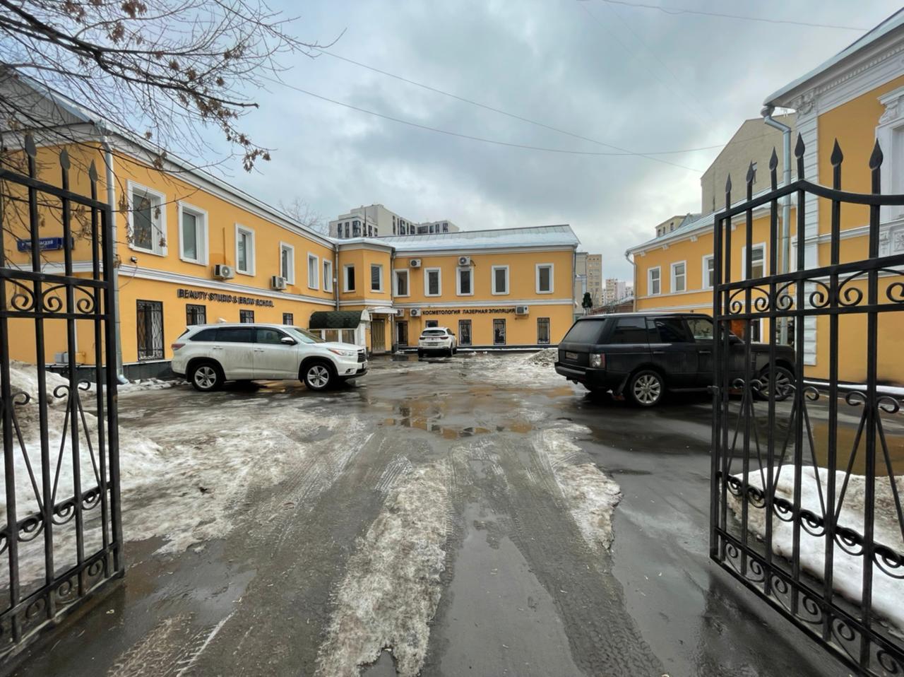 фасад дома, здание по адресу г Москва, 1-й Коптельский пер, д 18 стр 1 