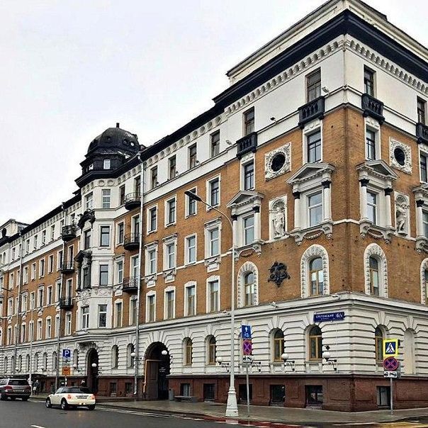 фасад дома, здание по адресу г Москва, Сретенский б-р, д 6/1 стр 1 
