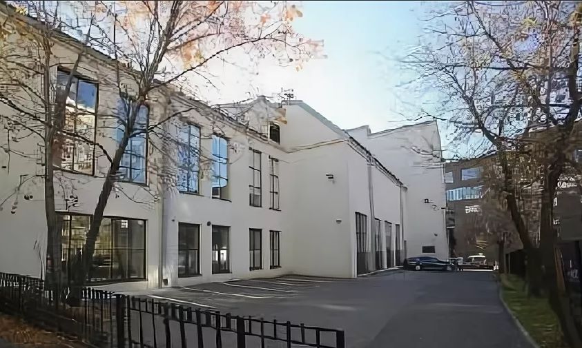Сеть хостелов арендовала здание площадью 837 м2 по адресу: 3-я Рыбинская, 17С1. Москва