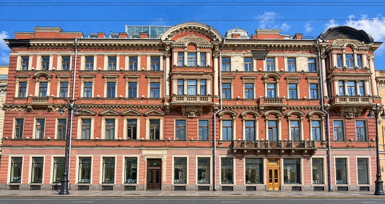 фасад дома, здание по адресу г Санкт-Петербург, Невский пр-кт, д 54