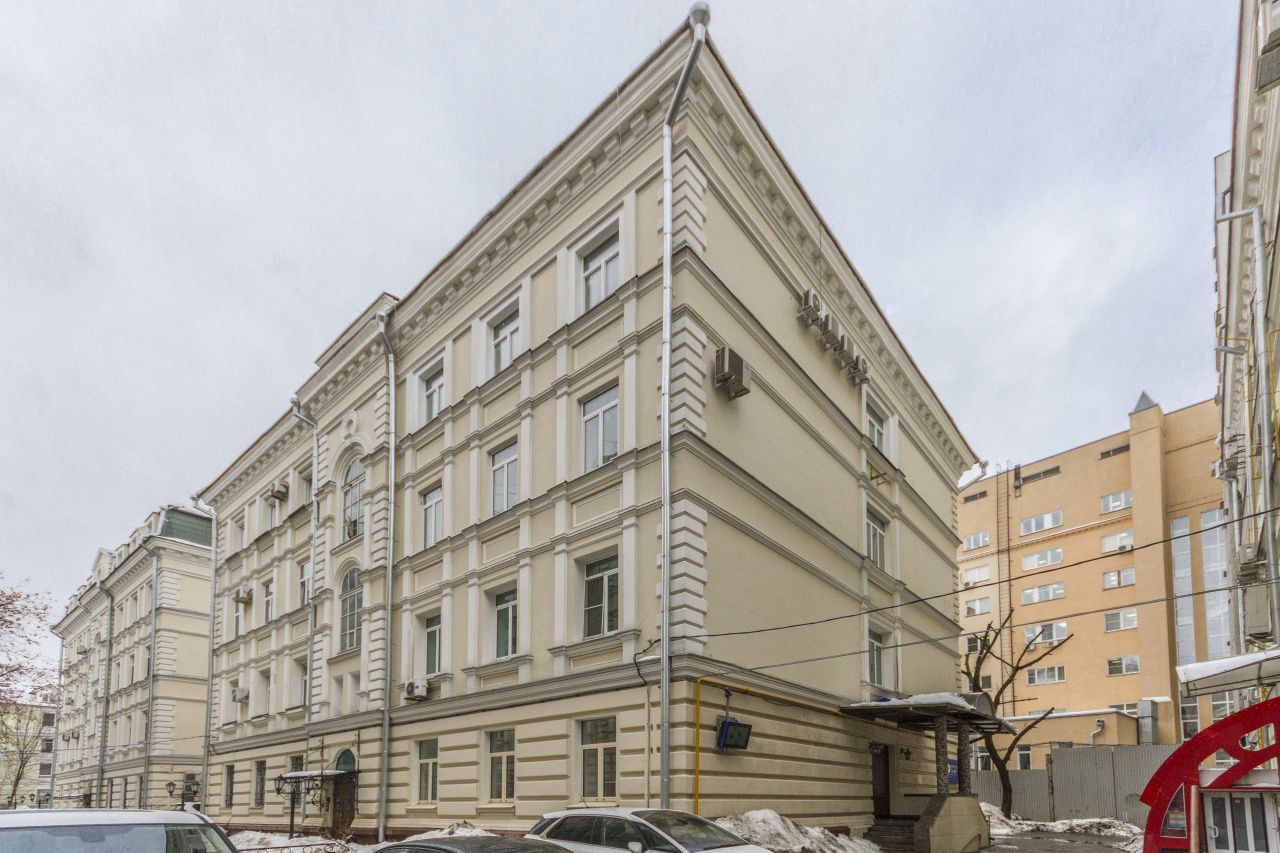фасад дома, здание по адресу г Москва, Петровский пер, д 5 стр 8