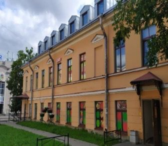 Строительная компания арендовала помещение свободного назначения 290 м2 по адресу: Кронштадт, ул Флотская, д 27 литера А. Санкт-Петербург