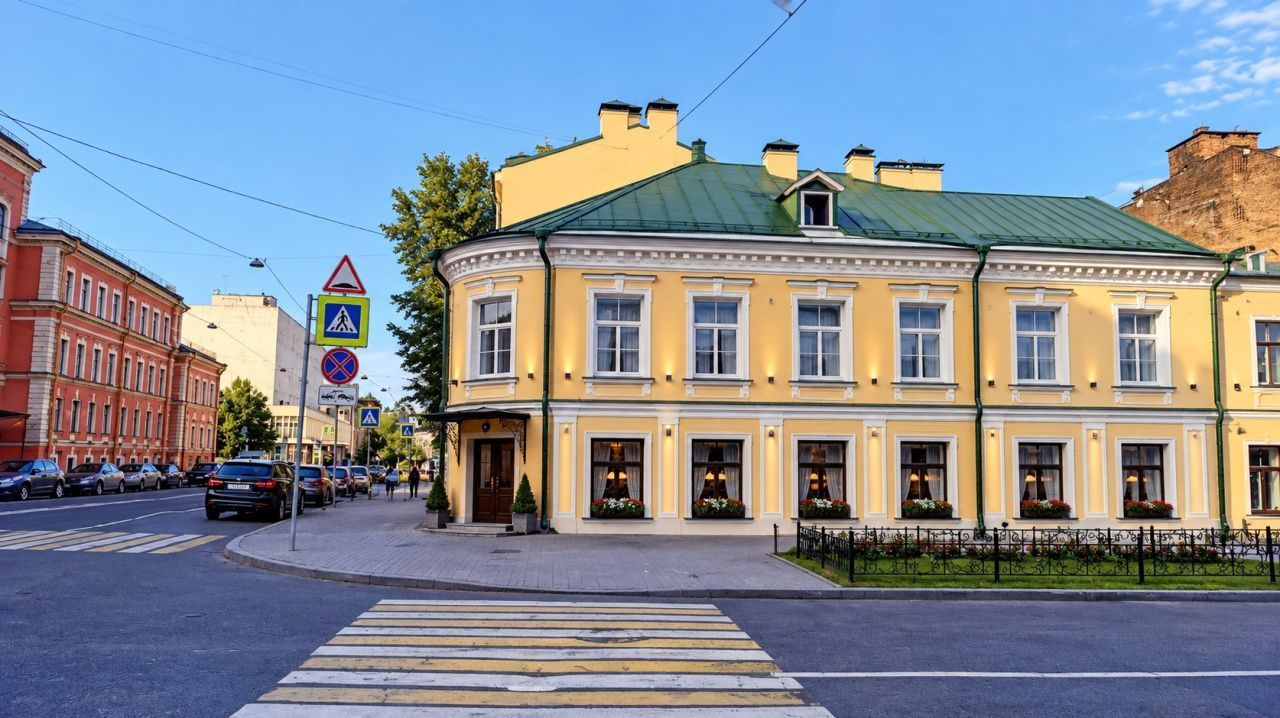 фасад дома, здание по адресу г Санкт-Петербург, ул 3-я Советская, д 2/3