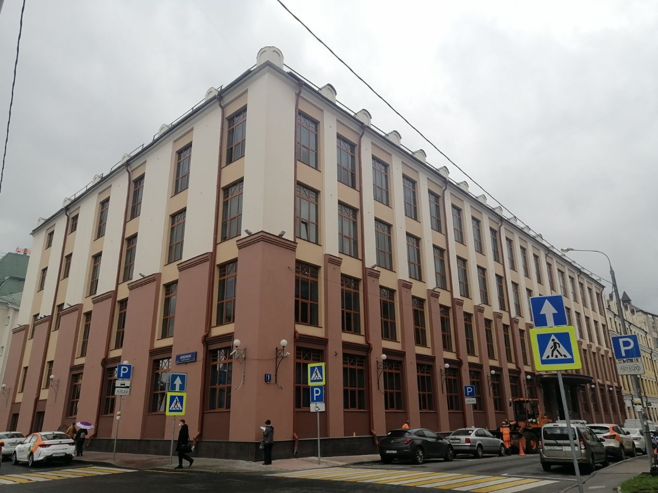 фасад дома, здание по адресу г Москва, Кожевнический проезд, д 1