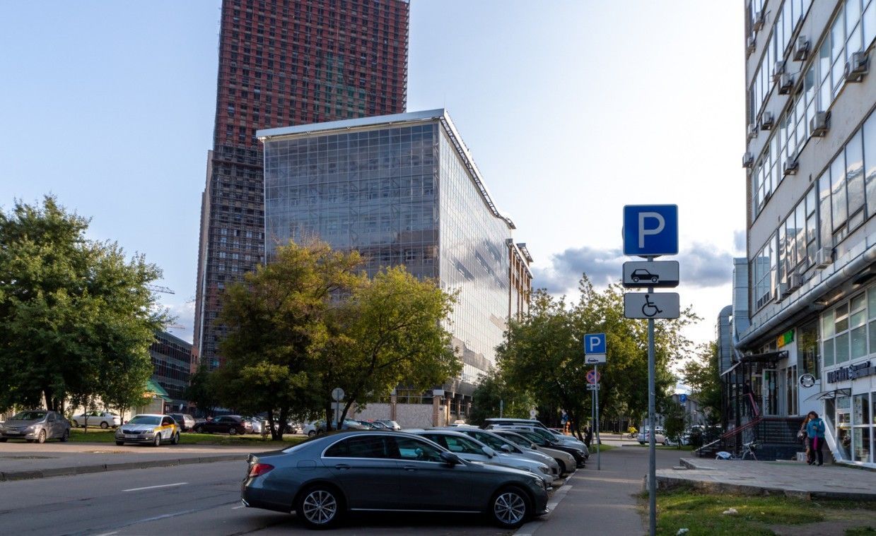 фасад дома, здание по адресу г Москва, ул Новодмитровская, д 2Б 