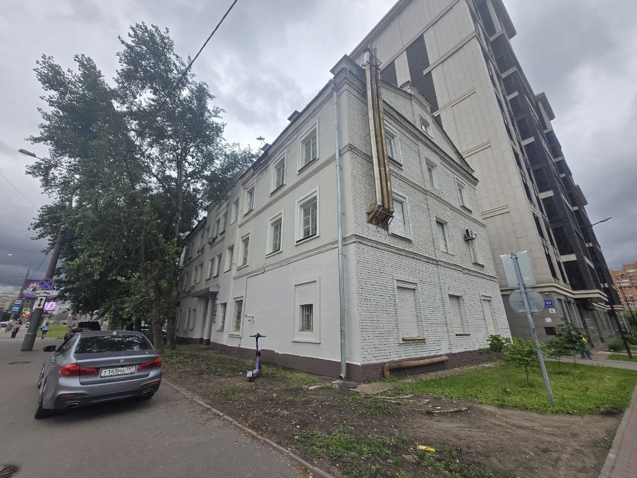 фасад дома, здание по адресу г Москва, ул Краснобогатырская, д 90 стр 22