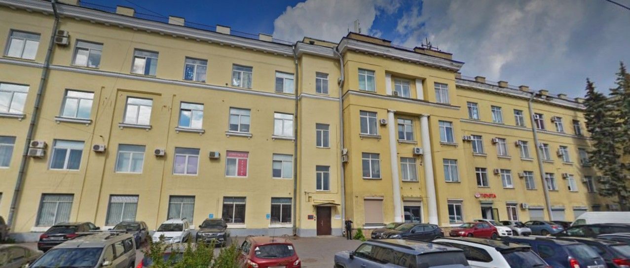 фасад дома, здание по адресу г Санкт-Петербург, ул Минеральная, д 13