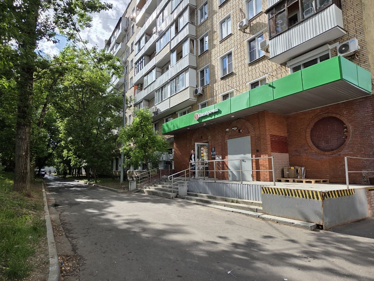 фасад дома, здание по адресу г Москва, ул Самаринская, д 1 