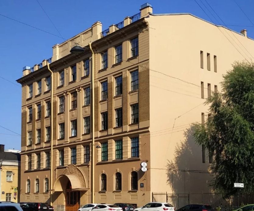 Арендован офис 64 м2 по адресу: ул. 9-я Советская, д 4-6 литера А. Санкт-Петербург