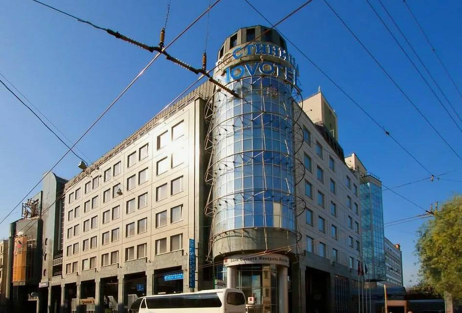 Управляющая компания арендовала офис 172 м2 по адресу: ул. Новослободская, д 23. Москва 