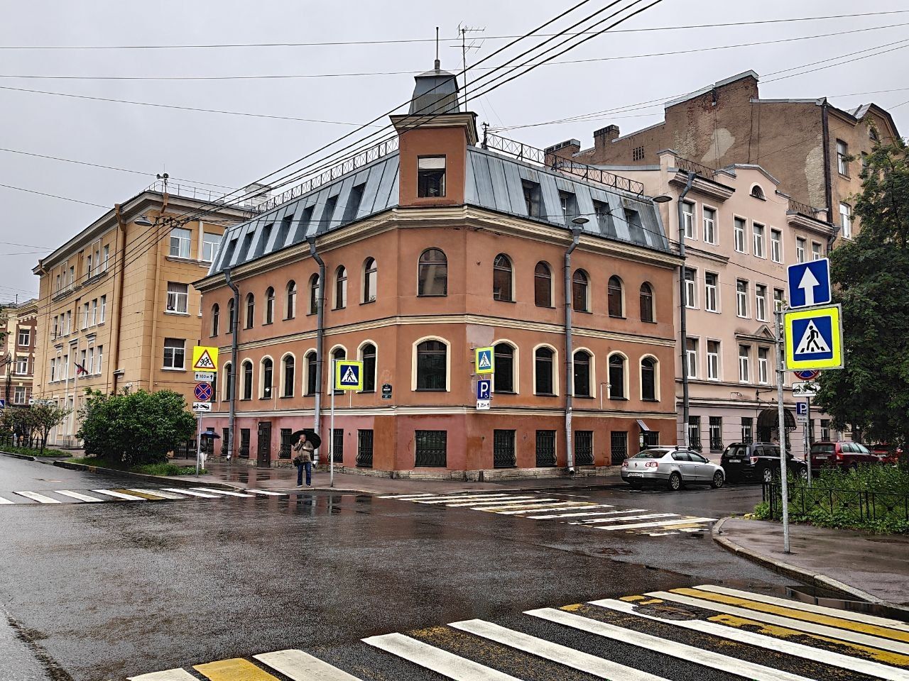 фасад дома, здание по адресу г Санкт-Петербург, Клинский пр-кт, д 5/17
