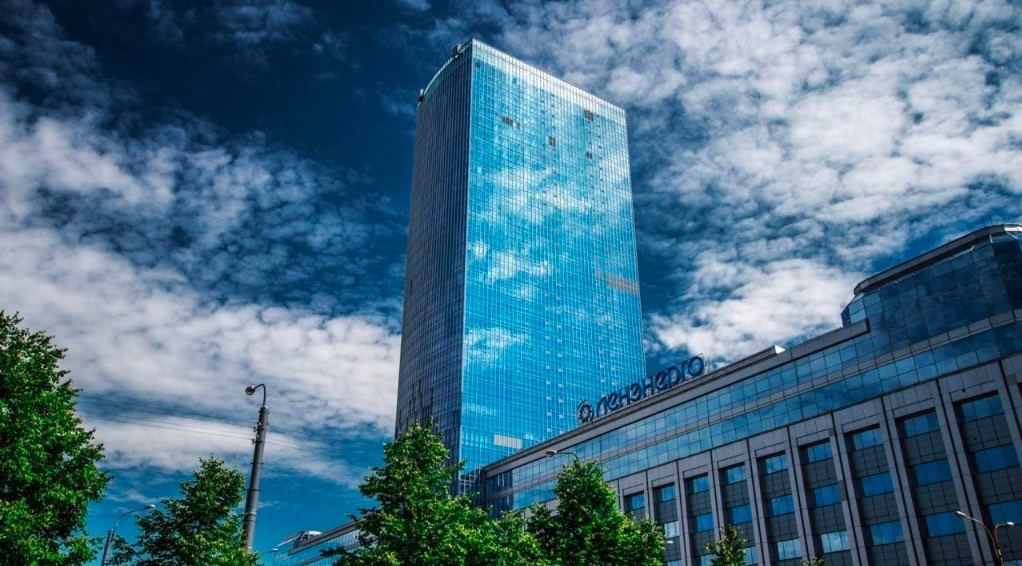 Транспортная компания арендовала офис площадью 291 м2 по адресу: пл. Конституции, 3 к. 2. Санкт-Петербург