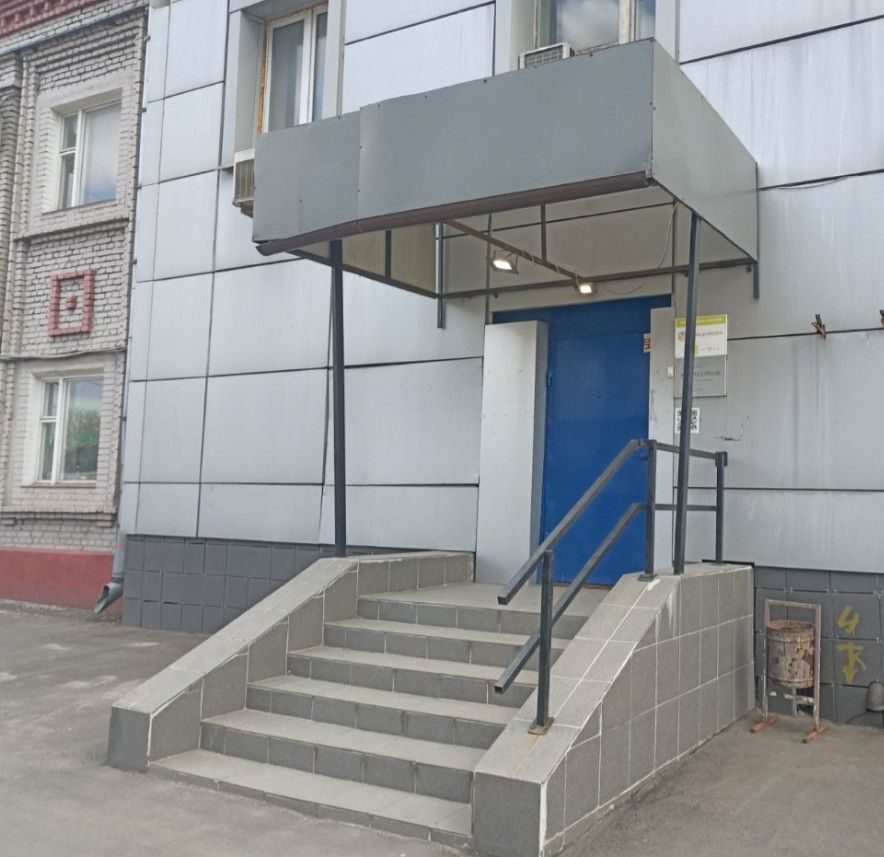 фасад дома, здание по адресу г Москва, ул Октябрьская, д 80