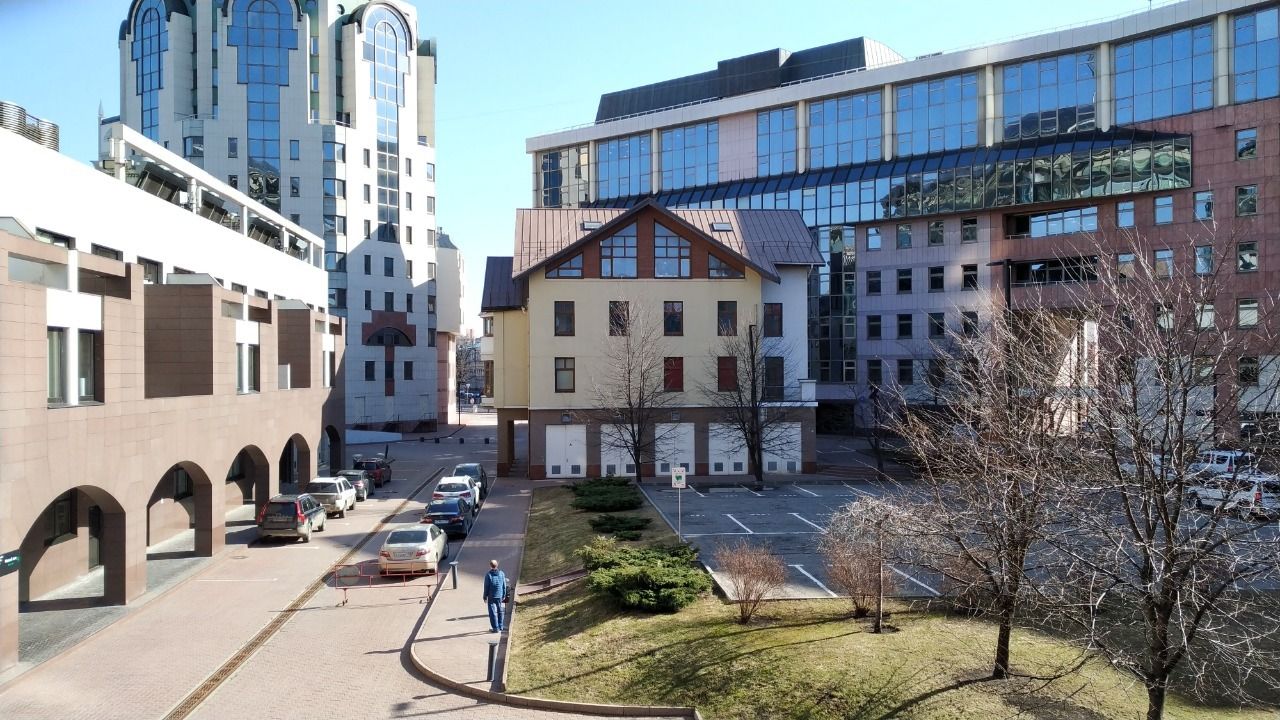 фасад дома, здание по адресу г Москва, Космодамианская наб, д 52 стр 10